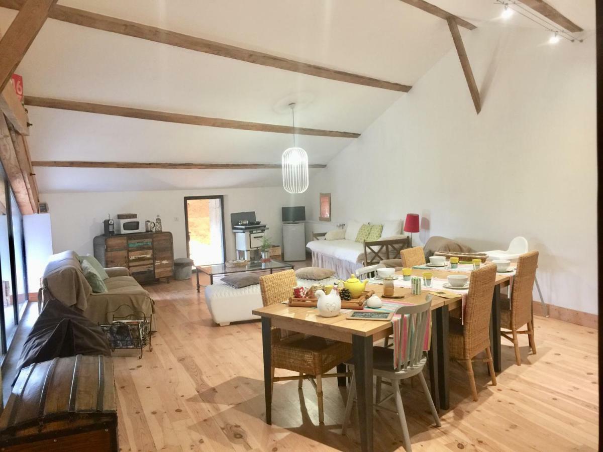 アネロンMagnificent Renovated Farmhouse - 10 Min A7 -アパートメント エクステリア 写真